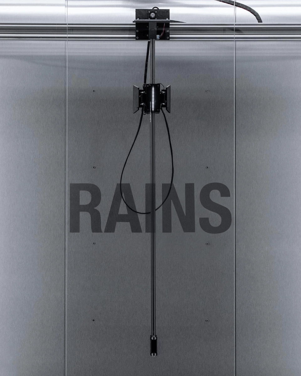 dunescorp_rains_gl_window_facezoom-1120x1400