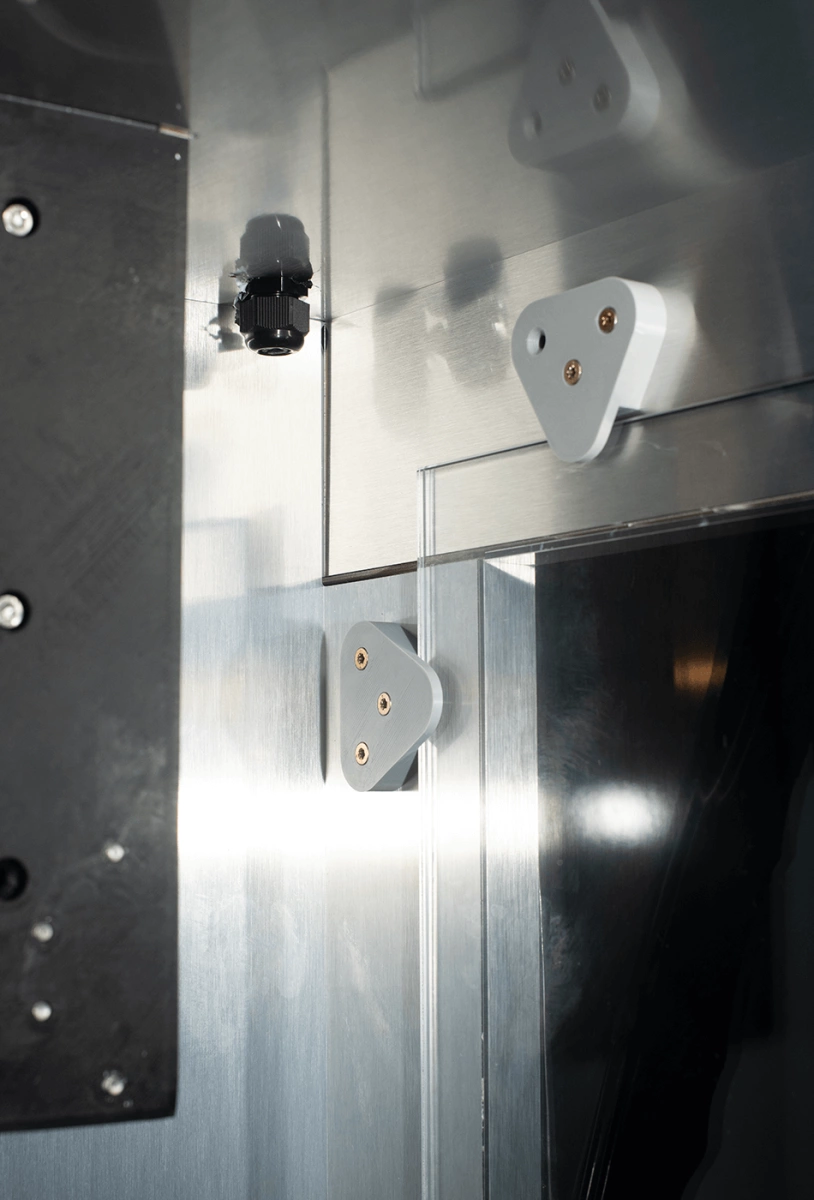 dunescorp_rains_gl_window_rains_simon_lafleur_003