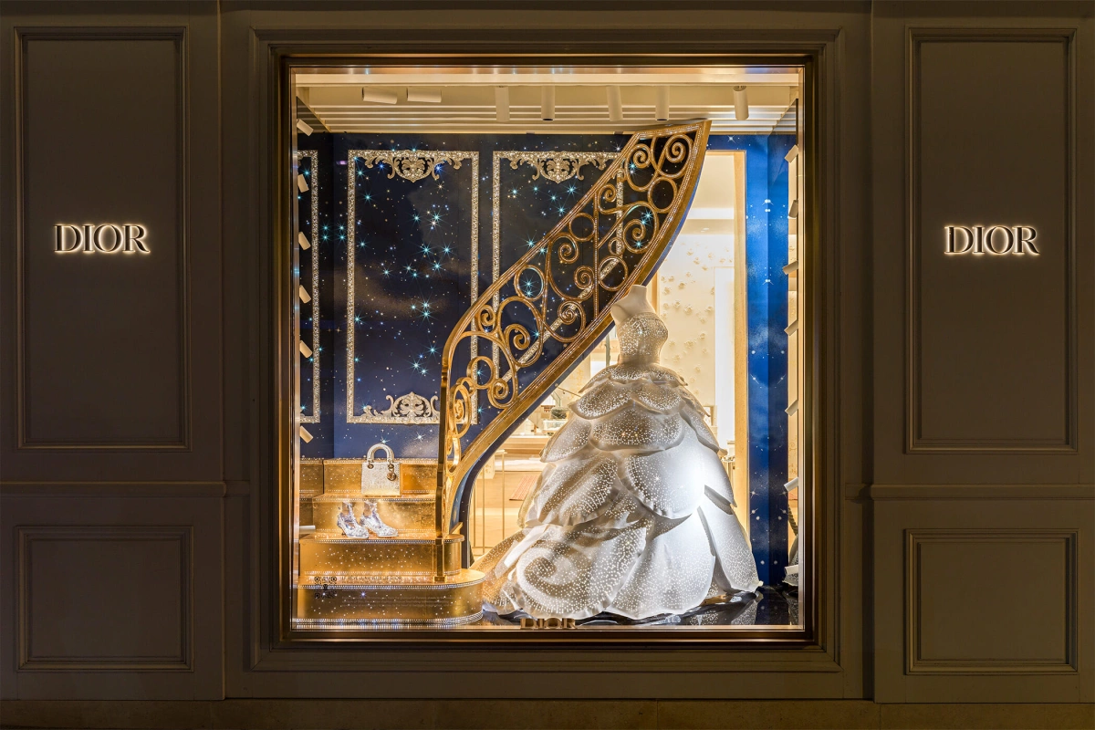 front_stairs_2100x1400