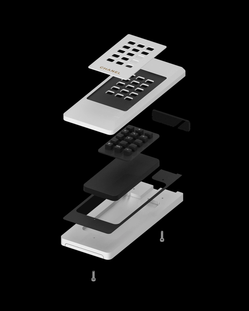 remote-exploded-black-00-_-2100x1400